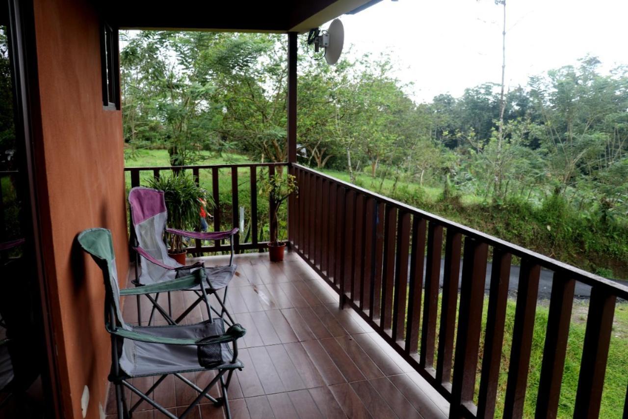 Green Leaf House La Fortuna ภายนอก รูปภาพ